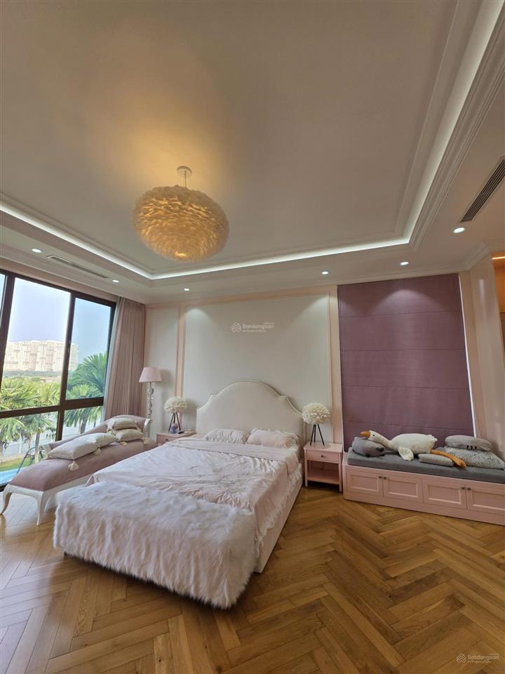 Chính chủ cắt lỗ 10 tỷ bán bt sông lavila de rio, 12 x 25 (300m2), full nội thất 15 tỷ