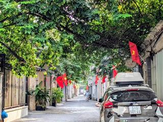 Bán căn nhà đẹp full nội thất hẻm đẹp 6m hồ biểu chánh p11 phú nhuận, gần nhà xe tải quay đầu được