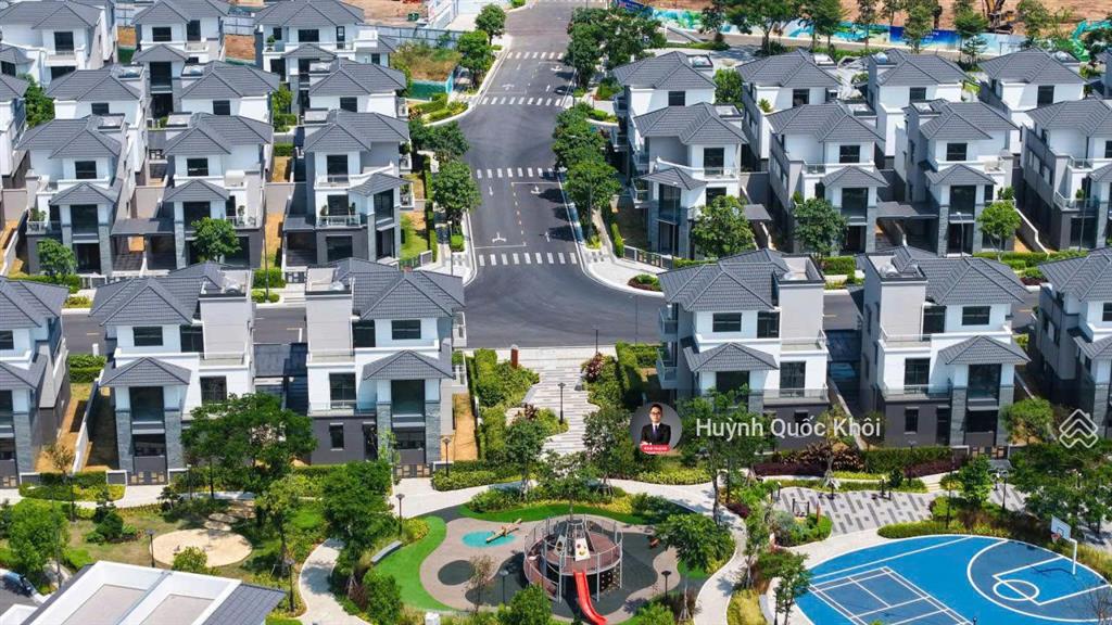 Nhà phố gladia . rổ hàng ký trực tiếp chủ đầu tư.  0908 646 ***