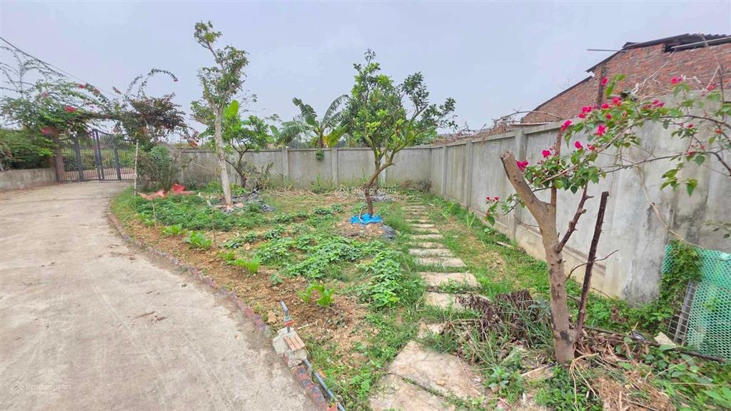 Bán biệt thự nhà vườn rộng hơn 1000m2 tại sóc sơn, hà nội