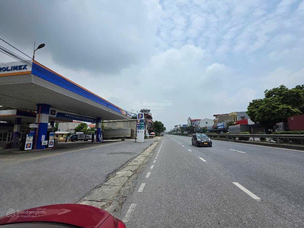 Bán nhà mặt phố trục quốc lộ 5a, gần như quỳnh center và vinhomes ocean park 3