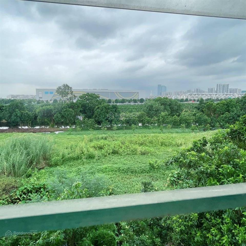 Bán nhà 3 tầng đường oto tránh nằm trong khu phân lô quân đội ngay giáp vinhomes ocean park 1