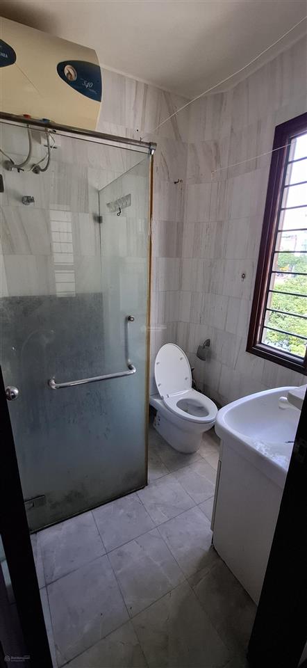 Cho thuê nhà tại số 3 kv phạm ngọc thạch, đống đa, hn 40m2 full đồ view hồ giá từ 4 tr 0934 406 ***