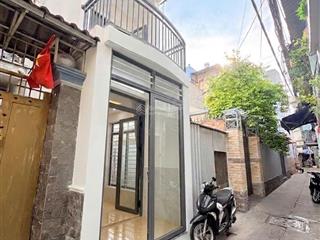 Nhà mới đẹp  trung tâm cmt8  giáp quận 3  dọn vào ở ngay