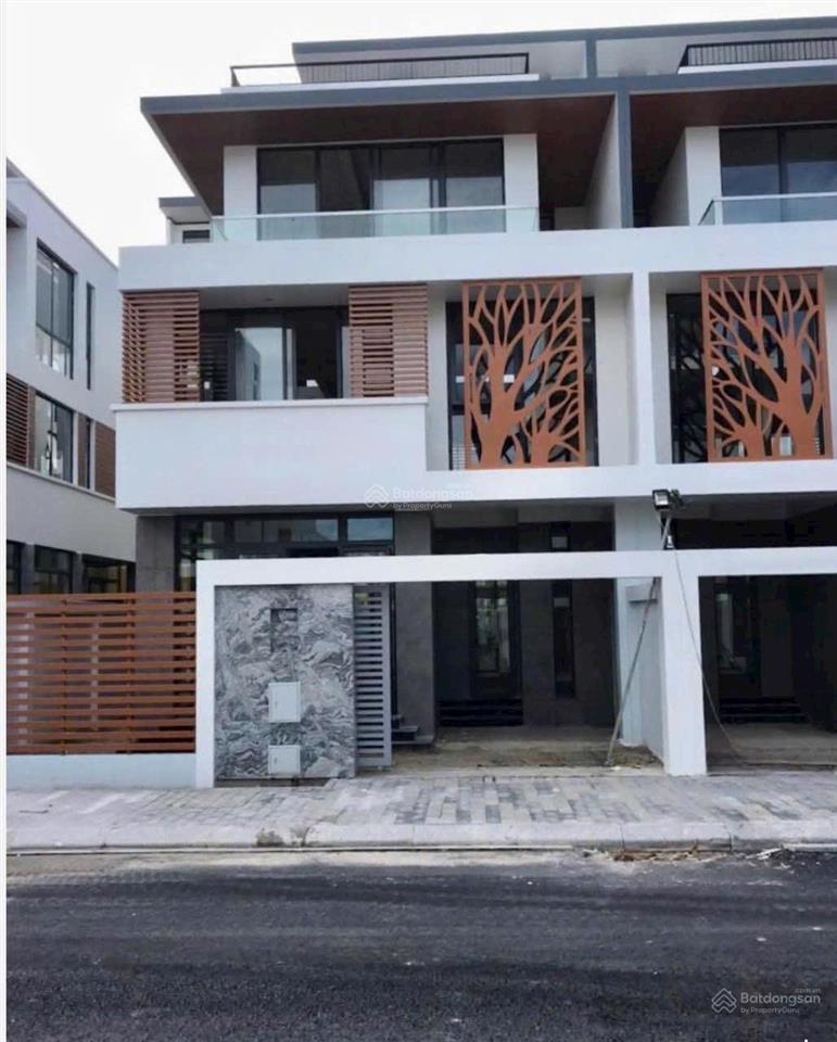 Chính chủ cần bán biệt thự song lập khu đô thị meyhomes capital phú quốc