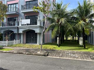 Bán biệt thự song lập khu paris villas gần chợ đêm bãi trường  phú quốc