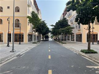 Bán căn nhà hoàn thiện cơ bản dãy l2 khu đô thị sun grand city new an thới  đặc khu phú quốc