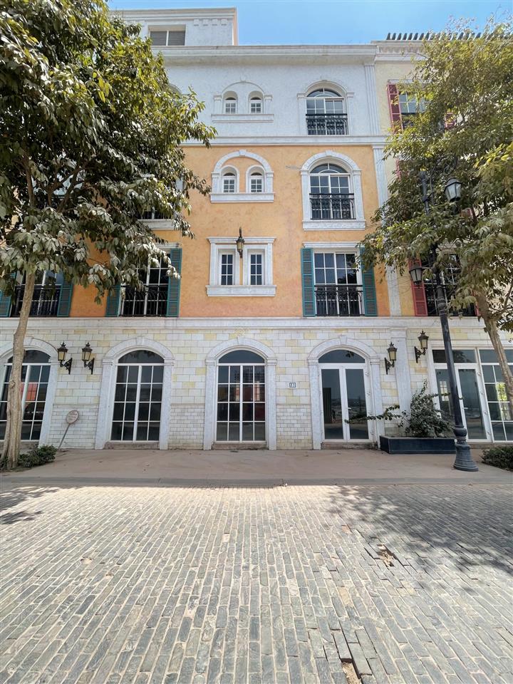 Chủ nhà cắt lỗ 4 tỷ căn shophouse khu địa trung hải  sunset town phú quốc