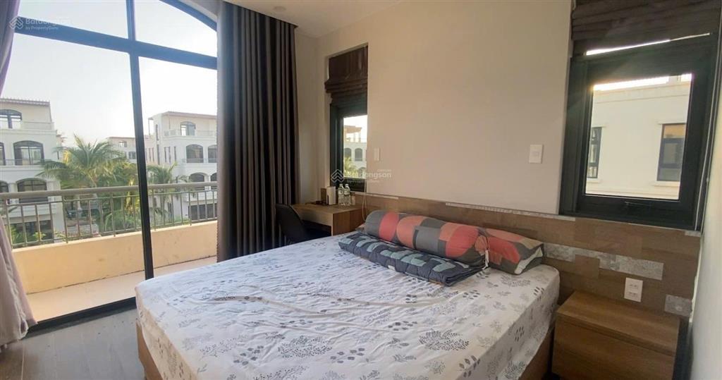 Chính chủ cho thuê căn biệt thự 4 phòng ngủ khu palm garden bãi trường của bim group