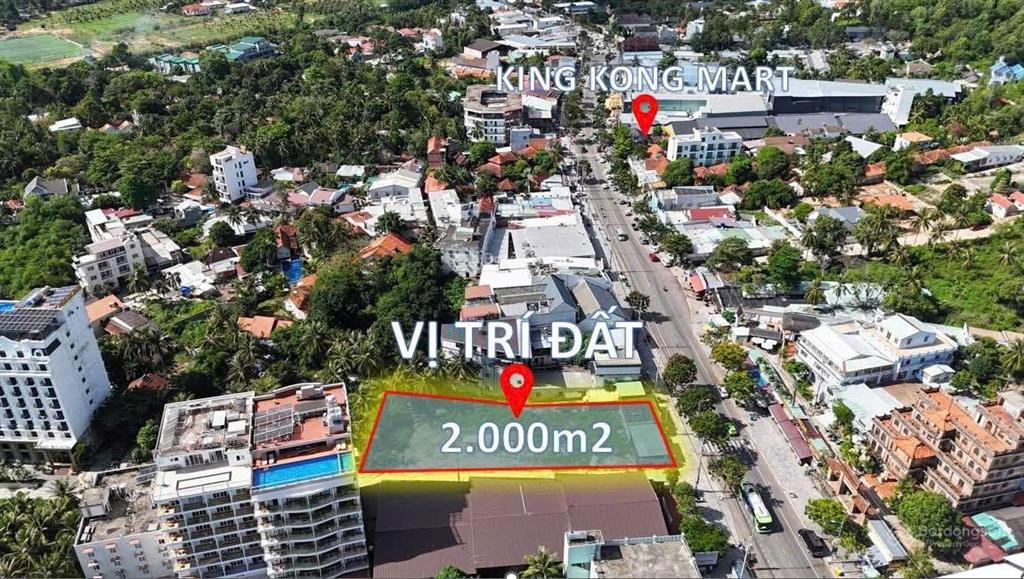Cho thuê 2000m2 đất trống mặt tiền trần hưng đạo, gần siêu thị kingkong phú quốc)
