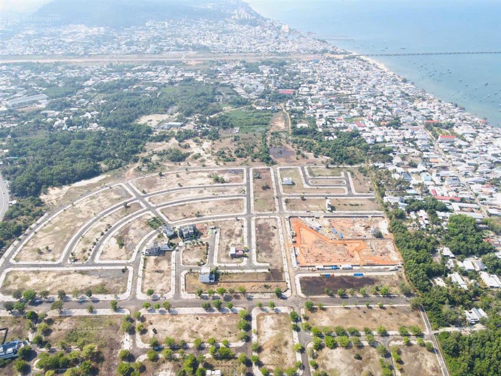Bán lô đất biệt thự view công viên vườn hoa khu đô thị 67ha phú quốc