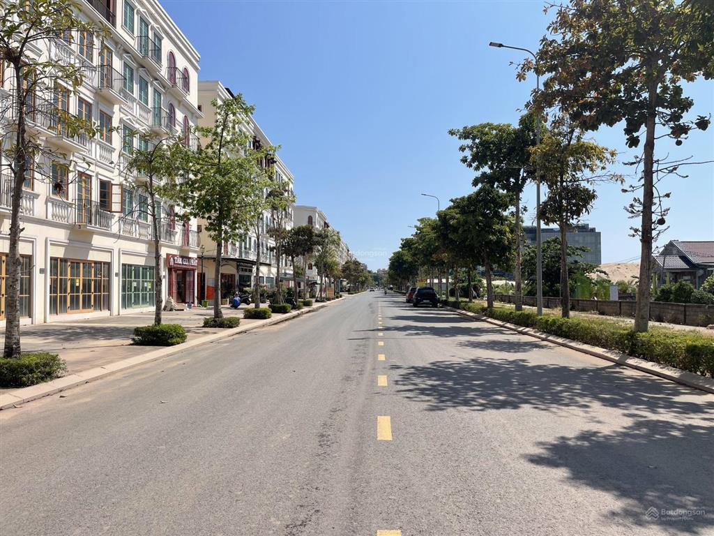 Chính chủ gửi bán căn dãy l3 đối diện bệnh viện mặt trời phú quốc của tập đoàn sun group