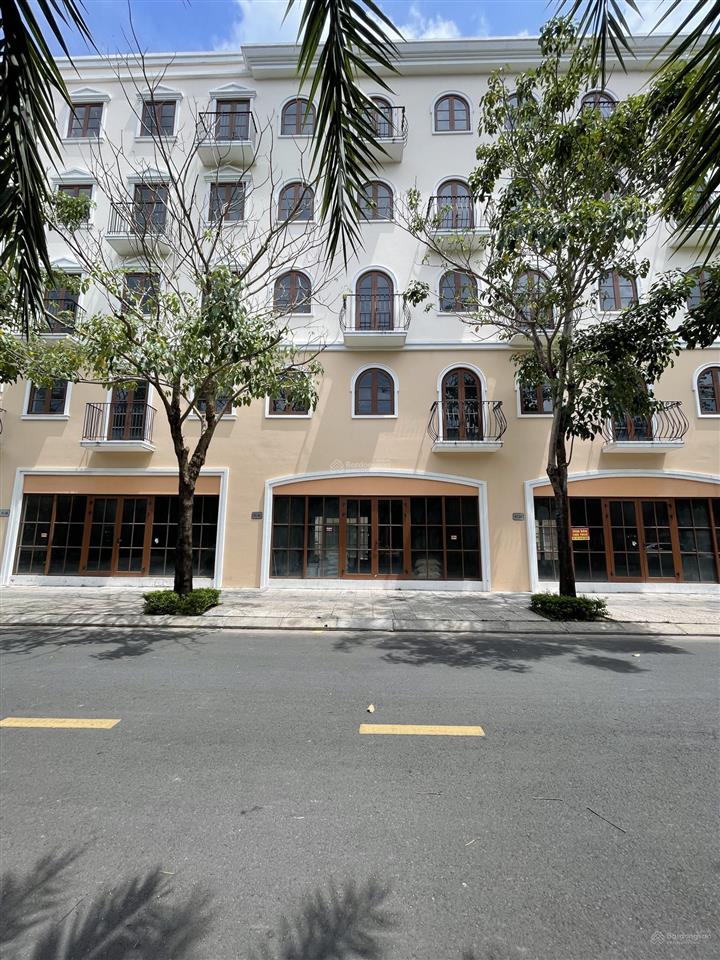Cho thuê căn nhà thô dãy s1 đối diện công viên limoni kdt sun grand city an thới