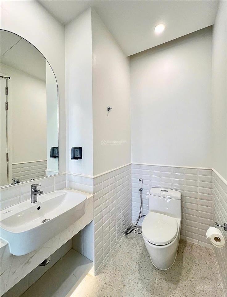 Chính chủ gửi bán căn studio tòa h3 chung cư hillside khu thị trấn sunset town phú quốc