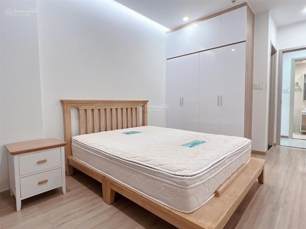 Cho thuê căn hộ quận 2 new city thủ thiêm 2pn 2wc đầy đủ nội thất giá 19tr.  ngay 0917 979 ***