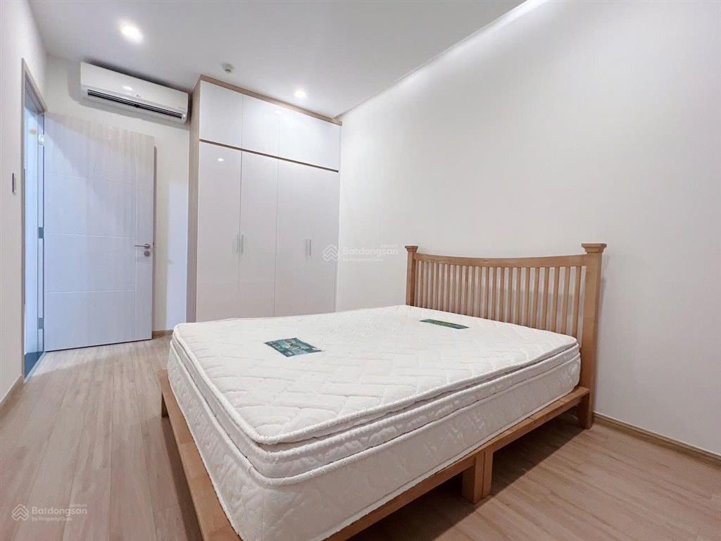 Cho thuê căn hộ quận 2 new city thủ thiêm 2pn 2wc đầy đủ nội thất giá 19tr.  ngay 0917 979 ***