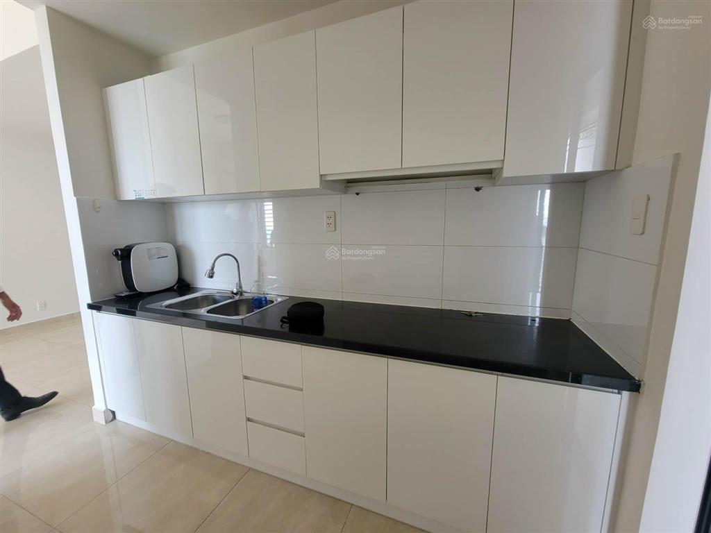 Cho thuê căn hộ centana 2pn ntcb có máy lạnh và rèm giá 11,5tr
