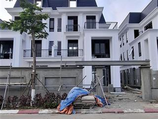 Bán căn liền kề view hồ điều hòa đường đẹp tại hud me linh central, 13 tỷ, 135m2, 3 tầng, đông bắc