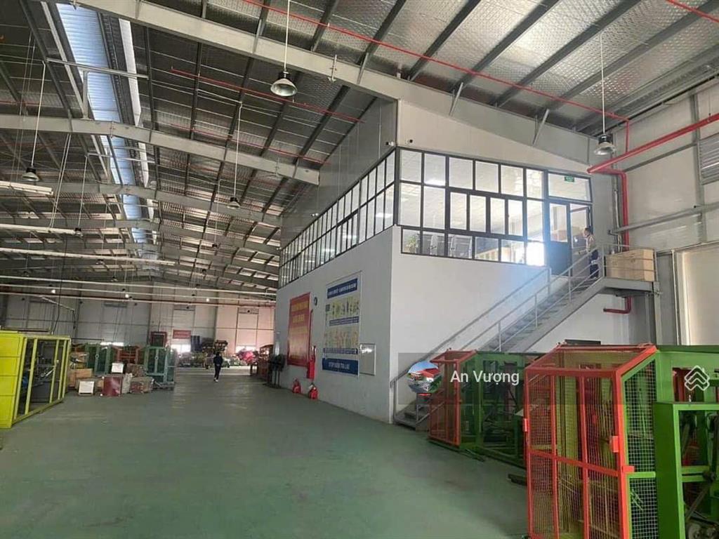 Cho thuê trọn gói nhà máy sx tại thạch thất quốc oai, hà nội. dt 5000m2