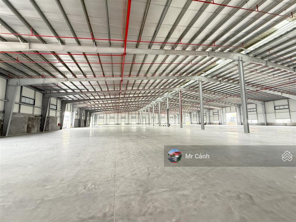 Cho thuê kho dt 5500m² tại ccn hà bình phương, thường tín.  0904 648 ***