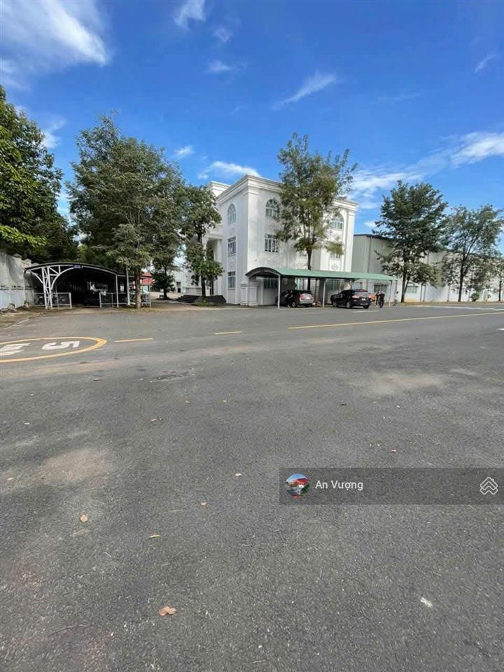Cho thuê kho xưởng tại biên giang, hà đông, hà nội. dt 1800m2