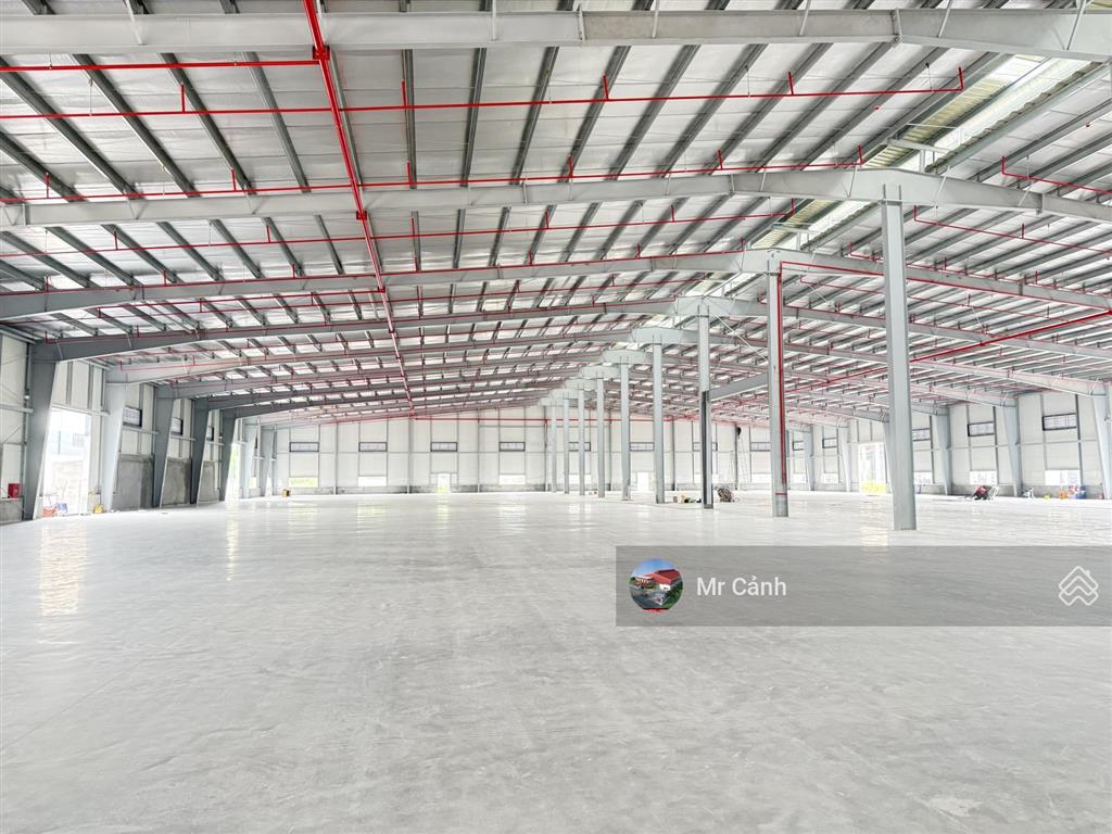 Cho thuê kho dt 5500m² tại ccn hà bình phương, thường tín.  0904 648 ***