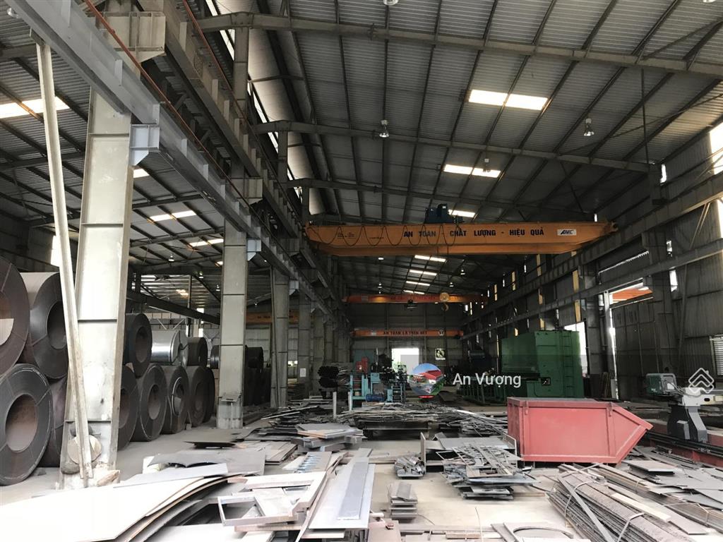 Cho thuê kho xưởng có cẩu trục tại tt chúc sơn, chương mỹ, hà nội. dt 1700m2