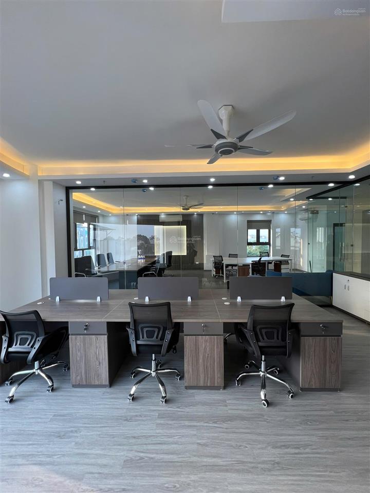 Thuê mặt sàn 120m2 mt 10m2  full kính, full nội thất vp, gần ga metro, đỗ oto, xe máy, camera full