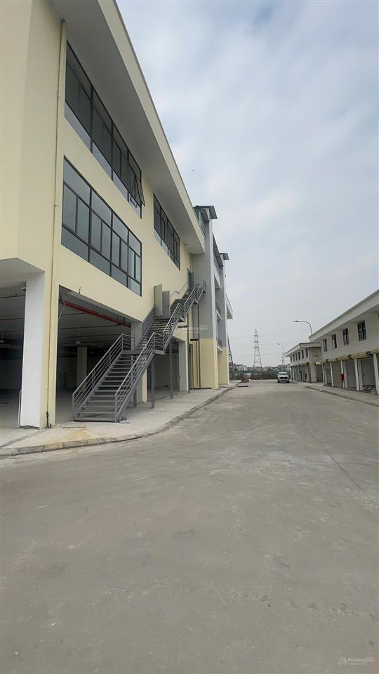 Cho thuê diện tích tại chợ nếnh bắc giang, 50m2 giá chỉ 100k/m2/th gần các kcn
