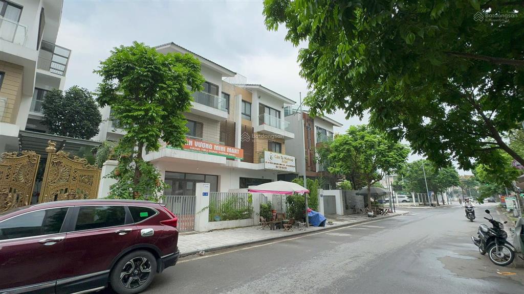 Chính chủ cho thuê biệt thự an vượng dương nội 200m2  làm cafe, nhà hàng, văn phòng  24tr/tháng