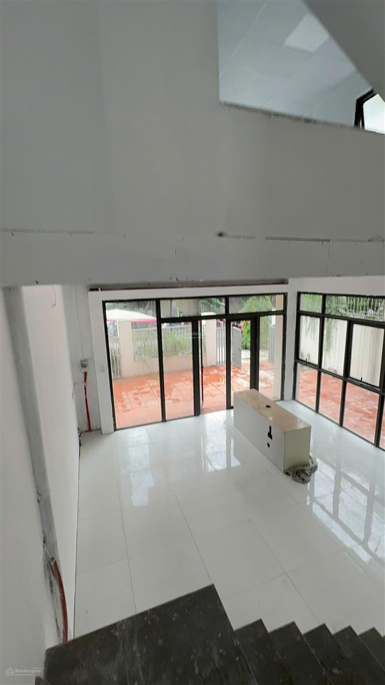Chính chủ cho thuê biệt thự an vượng dương nội 200m2  làm cafe, nhà hàng, văn phòng  24tr/tháng