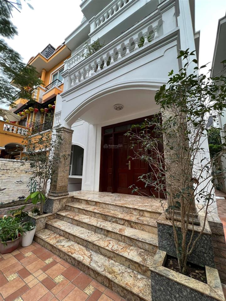 Cho thuê biệt thự an khang  kđt dương nội, hà đông  dt 225m2  2 tầng, tổng dt 240m2