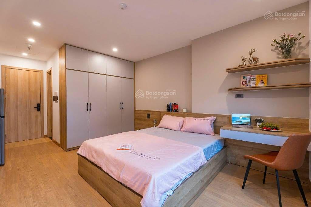 Lcần chuyển nhượng toà nhà 10 tầng phố đồng me cạnh jw mariot dt 185m2 dòng tiền 4 tỷ/ năm 98.8 tỷ