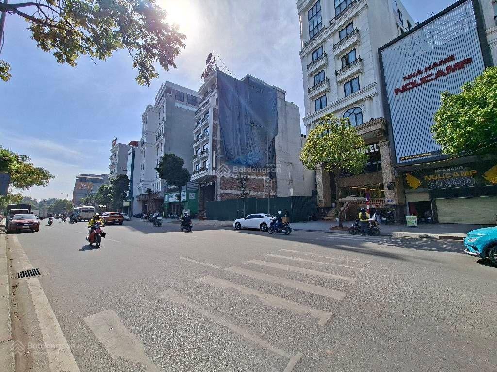 Lcần chuyển nhượng toà nhà 10 tầng phố đồng me cạnh jw mariot dt 185m2 dòng tiền 4 tỷ/ năm 98.8 tỷ