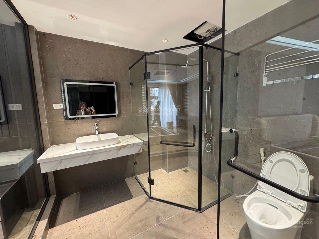 Giảm sốc 500 triệu , nhà khu phố sài đồng 55m2 x 6 tầng lô góc ô tô tránh, kinh doanh 16.2 tỷ