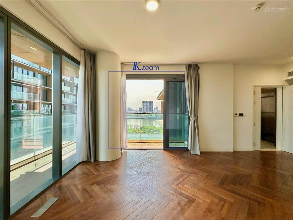 3pn cove 50 tỷ view sông tầng 5 171m2  giá này deal đang là căn rẻ nhất trục này ạ