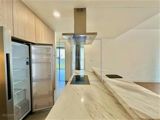 Căn 3pn cove view sông, sảnh chờ thang máy riêng, giá 47 tỷ có hd thuê 80tr/ tháng ạ