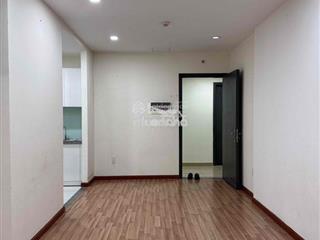 Bán căn tầng trung view võ văn kiệt có hd thuê 9tr nhà mới sơn lại có nội thất siêu mới