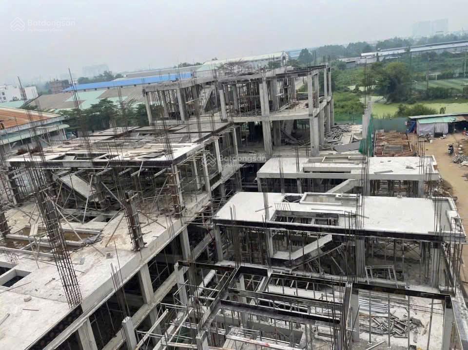 Nhà phố akari chỉ 7 tỷ, 5 tầng, sổ đỏ hoàn chỉnh, xây sẵn giá chiết khấu 200m từ võ văn kiệt