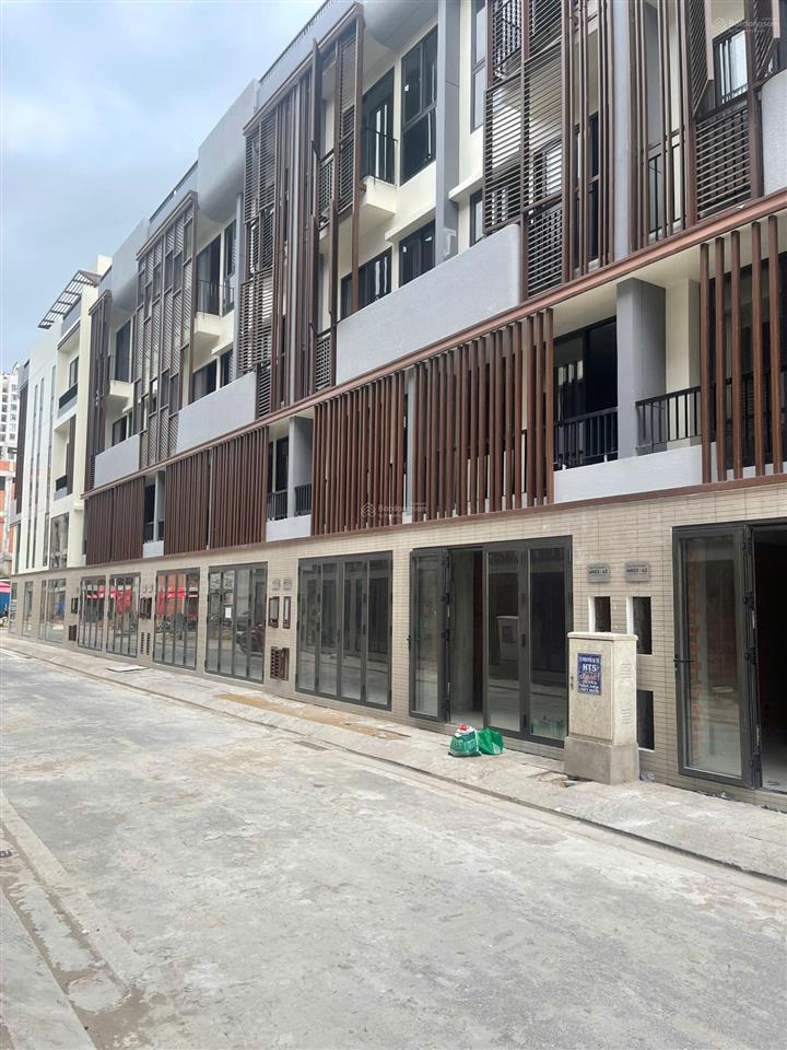 Nhà phố ngay akari võ văn kiệt 7 tỷ xây 5 tầng sổ đỏ, thanh toán 40%, bidv hỗ trợ 60%