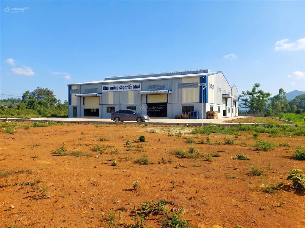(chính chủ) bán đất nhỉnh 300m2 gần trường chợ, đường thông, lô góc, cách hoà lạc 45p, 1.x tỷ