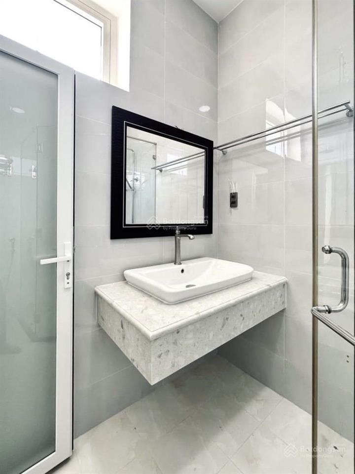 Bán nhà ngay đh hồng bàng  phù hợp gđ đông thành viên  đang cho thuê 40triệu/tháng