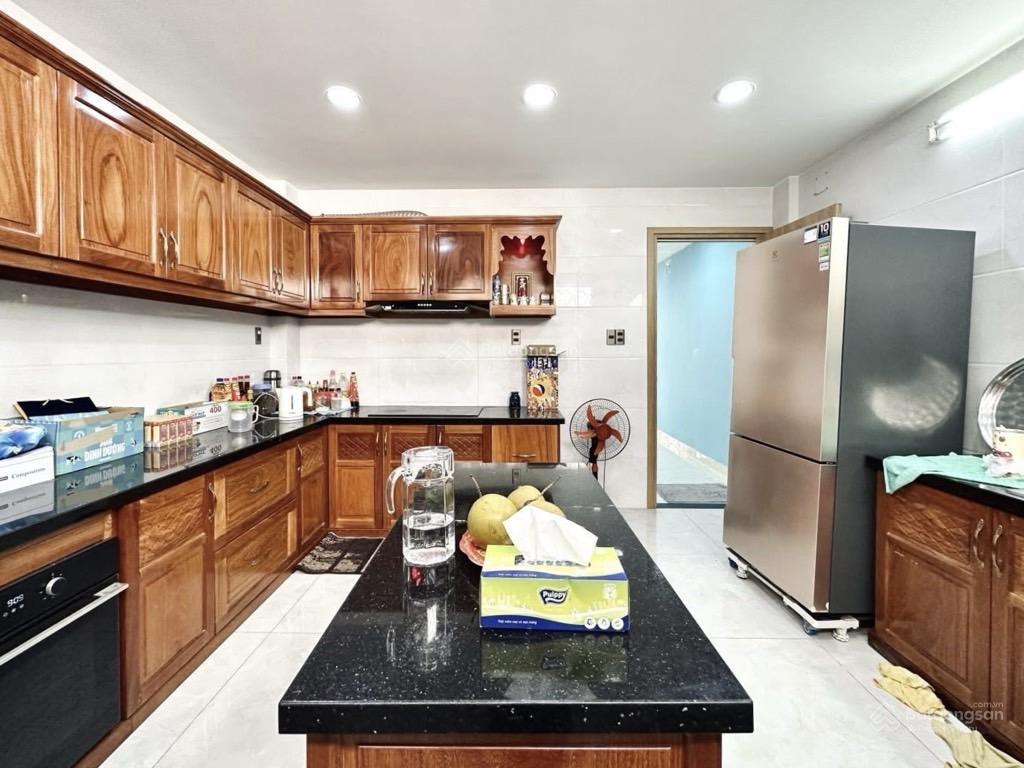 Bán nhà ngay đh hồng bàng  phù hợp gđ đông thành viên  đang cho thuê 40triệu/tháng