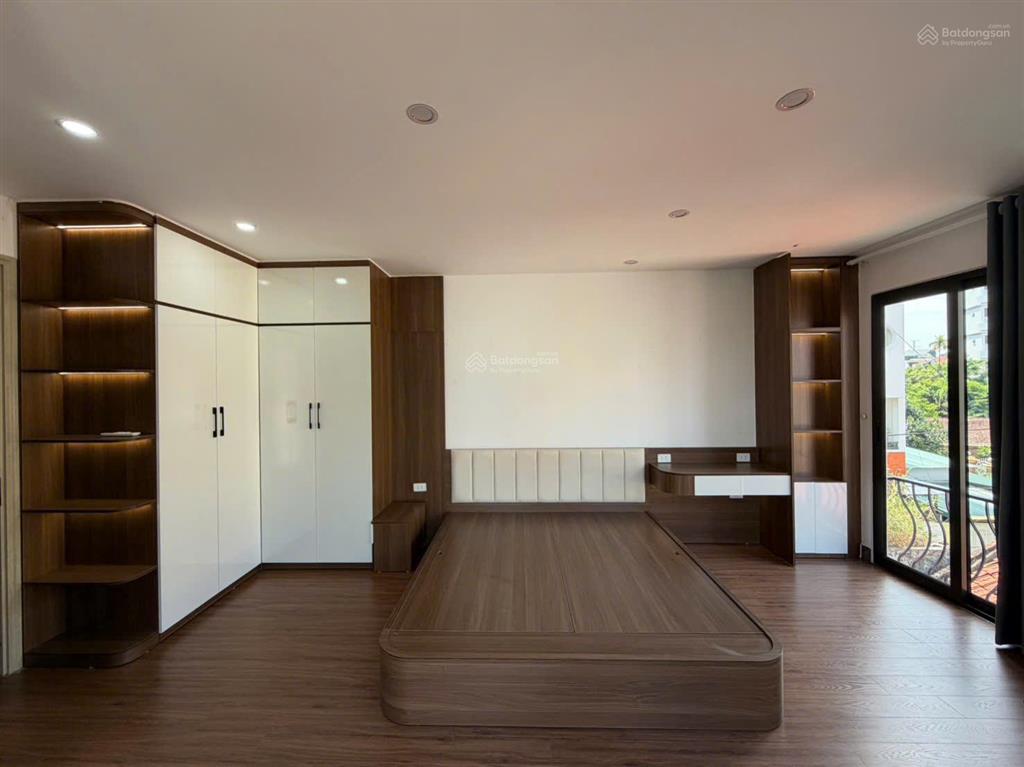 Chính chủ bán nhà 6 tầng thang máy, ngõ thông giá hơn 6 tỷ