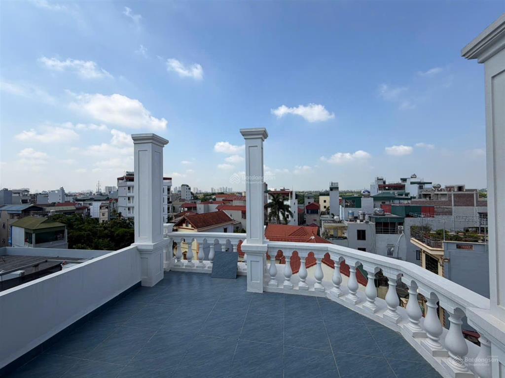 Chính chủ bán nhà 6 tầng thang máy, ngõ thông giá hơn 6 tỷ