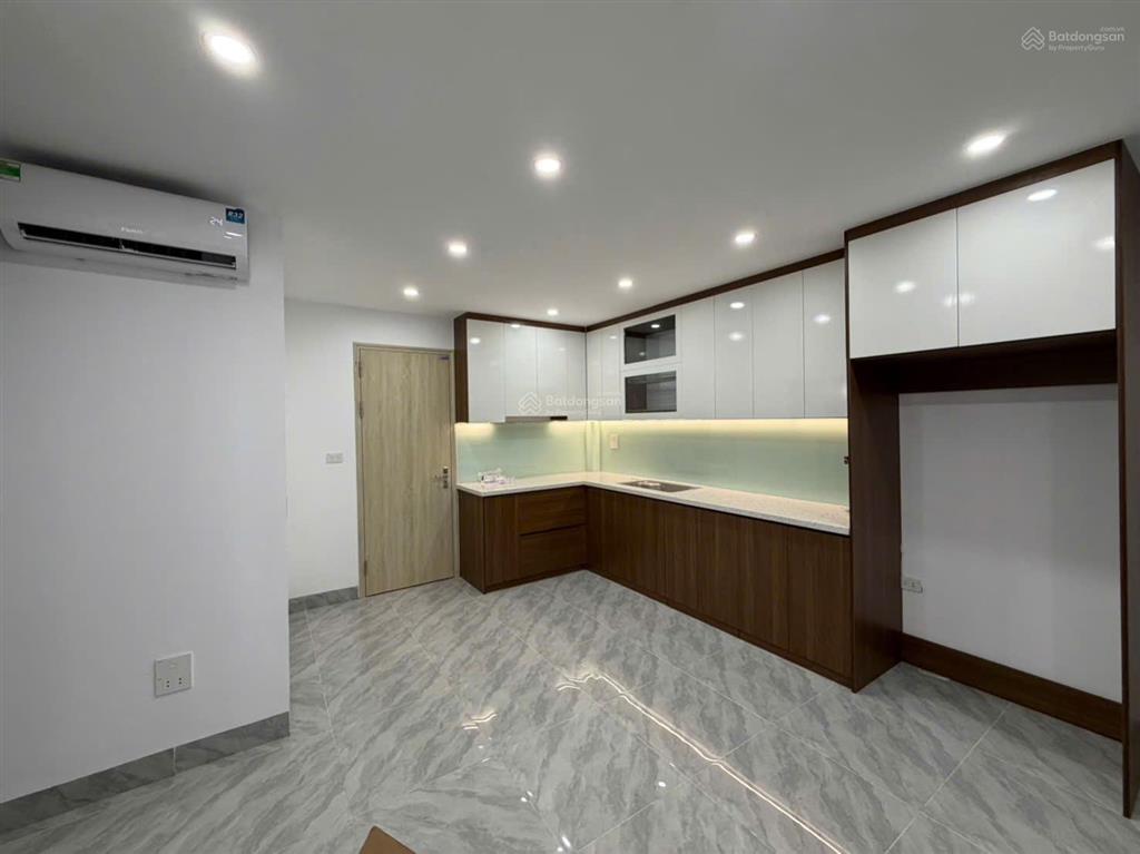 Chính chủ bán nhà 6 tầng thang máy, ngõ thông giá hơn 6 tỷ