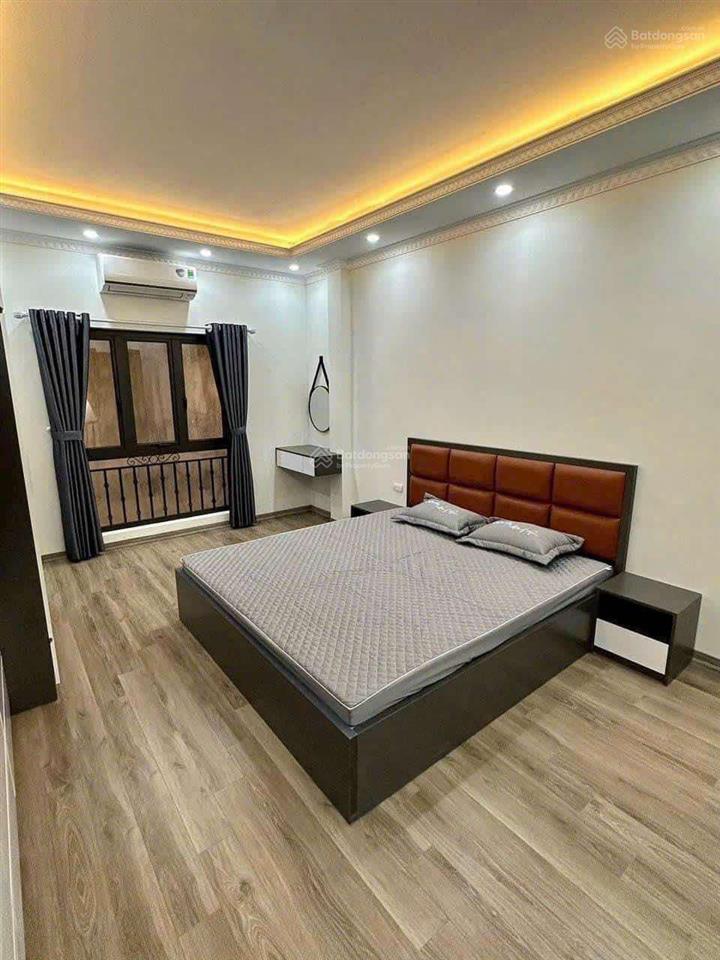 Chính chủ cần cho thuê nhà nguyên căn 5 tầng có 4 p, ngủ giá 10tr/tháng