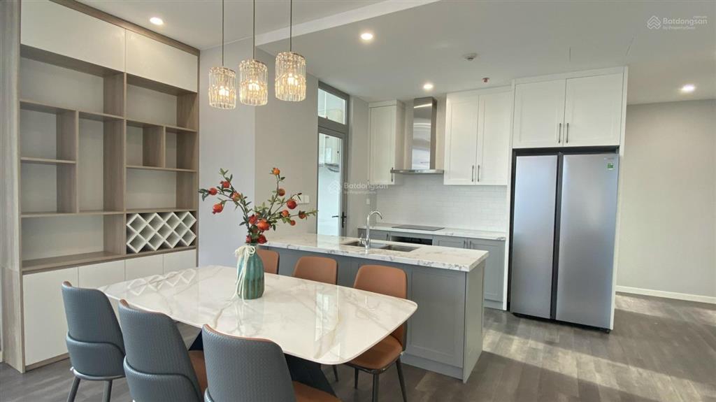 Hot chính chủ cho thuê căn the nine, 100m2, 3pn full, đẹp, giá 25tr.  0899 511 ***