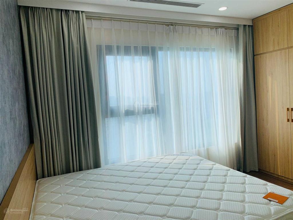 Cho thuê căn hộ the sun  100m2, 3pn, full đồ. giá 20tr.  0899 511 ***