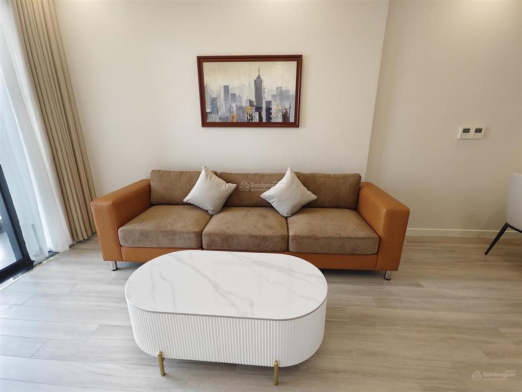 Cho thuê căn 104m2, 2 + 1pn, 2wc, full mới 1 tại brg diamond lê văn lương, 27tr  0899 511 ***